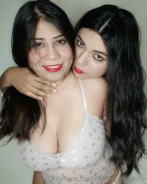 Honeyanddolly OnlyFans Leaked Free Thumbnail Picture - #zqWPPj8Yto