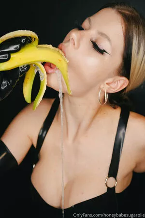 Honeybabesugarpiie OnlyFans Leaked Free Thumbnail Picture - #9va1qsglW4