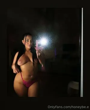 Honeybe E OnlyFans Leaked Free Thumbnail Picture - #0w5FUWHFXe