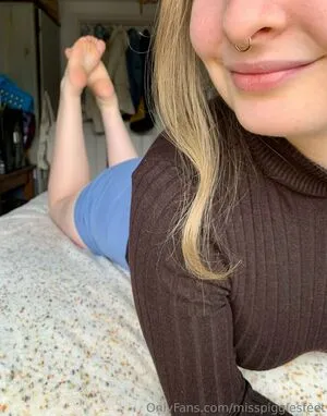 Honeybeatoes OnlyFans Leaked Free Thumbnail Picture - #7ayLbrUzM5
