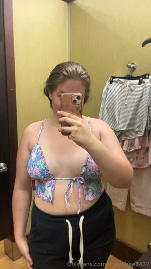 Honeybee3477 OnlyFans Leaked Free Thumbnail Picture - #ssWcZmnDK9
