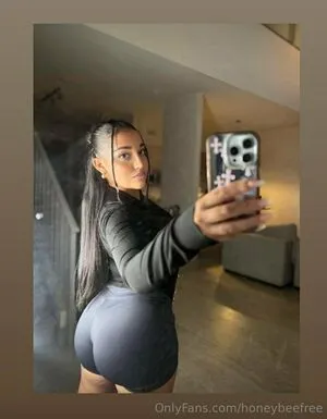 Honeybeefree OnlyFans Leaked Free Thumbnail Picture - #lukCCfGm9I