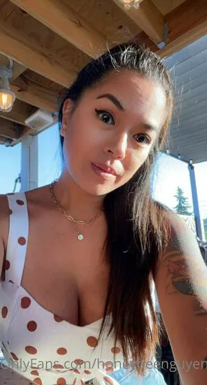 Honeybeenguyen2 OnlyFans Leaked Free Thumbnail Picture - #PxLErFmDoR