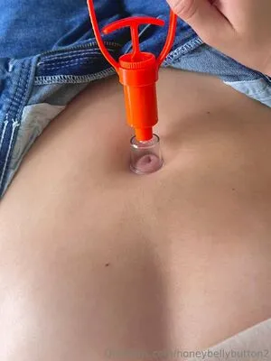 Honeybellybutton2 OnlyFans Leaked Free Thumbnail Picture - #AfwbaPinC3