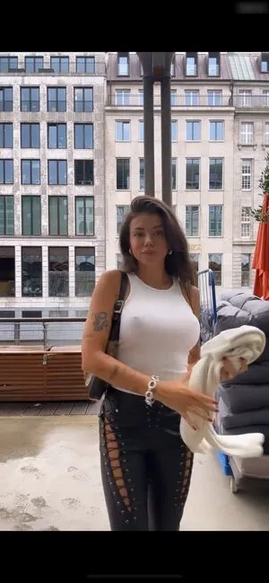 Honeybumofficial OnlyFans Leaked Free Thumbnail Picture - #ELjwDiRm6J