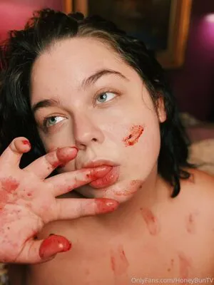 Honeybuntv OnlyFans Leaked Free Thumbnail Picture - #DbUyV4oXe0
