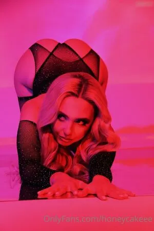 Honeycakeee Cutiedaina OnlyFans Leaked Free Thumbnail Picture - #zJJrtwohA2