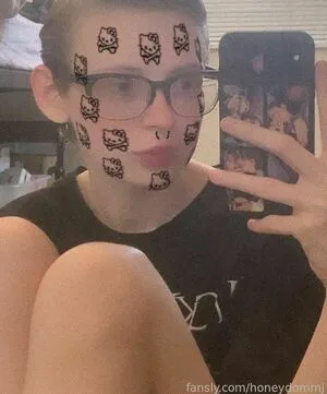 Honeydommj OnlyFans Leaked Free Thumbnail Picture - #WkASgAwnTS