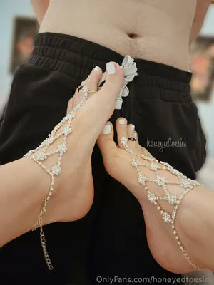 Honeyedtoesies OnlyFans Leaked Free Thumbnail Picture - #1xRn71pIJm