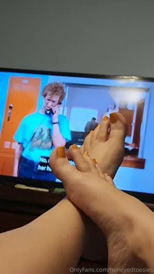 Honeyedtoesies OnlyFans Leaked Free Thumbnail Picture - #5i4wP9v0zZ