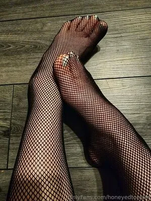 Honeyedtoesies OnlyFans Leaked Free Thumbnail Picture - #HoNufqGHGe