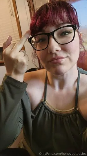 Honeyedtoesies OnlyFans Leaked Free Thumbnail Picture - #VQIRcZKCsm