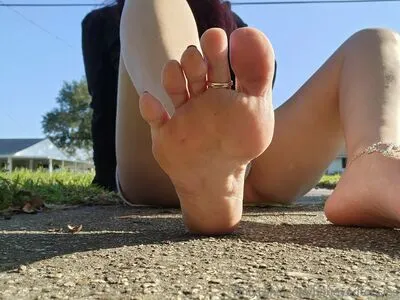 Honeyedtoesies OnlyFans Leaked Free Thumbnail Picture - #YmkUyyRZoH