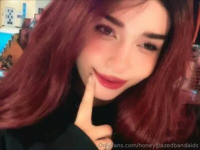Honeyglazedbandaids OnlyFans Leaked Free Thumbnail Picture - #Gk9yiuSfn3