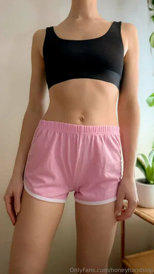 Honeyhandsvip OnlyFans Leaked Free Thumbnail Picture - #456kd64Uag