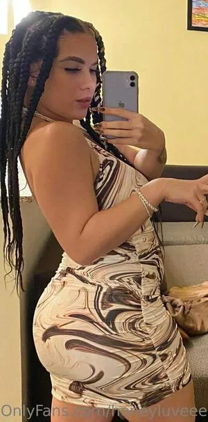 Honeyluveee OnlyFans Leaked Free Thumbnail Picture - #ullUpRibe7