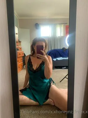 Honeynz Free OnlyFans Leaked Free Thumbnail Picture - #59odySLT8O