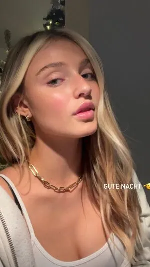 Honeypuu OnlyFans Leaked Free Thumbnail Picture - #IOi9hd3Bii
