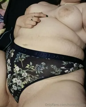 Honeysteaa OnlyFans Leaked Free Thumbnail Picture - #O95lV1Sm66