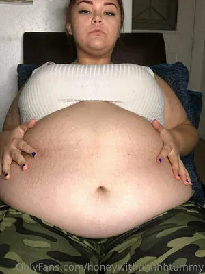 Honeywithuhtummy OnlyFans Leaked Free Thumbnail Picture - #4QyZXfBu22