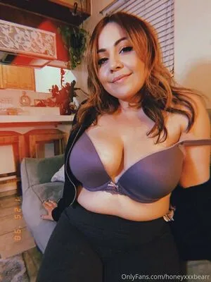 Honeyxxxbearr OnlyFans Leaked Free Thumbnail Picture - #2mFeAxwjkp