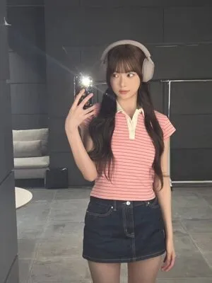 Hong Eunchae OnlyFans Leaked Free Thumbnail Picture - #1OIhhWjZit