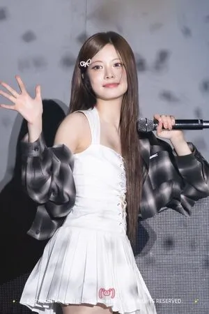 Hong Eunchae OnlyFans Leaked Free Thumbnail Picture - #zzyADe5YpE