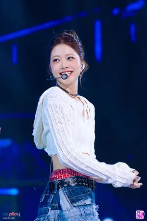 Hong Eunchae OnlyFans Leaked Free Thumbnail Picture - #8rZqZcQuyi