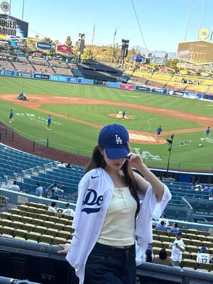 Hong Eunchae OnlyFans Leaked Free Thumbnail Picture - #Q9baO8zqmi