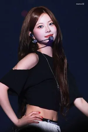Hong Eunchae OnlyFans Leaked Free Thumbnail Picture - #zmozim3tZ4