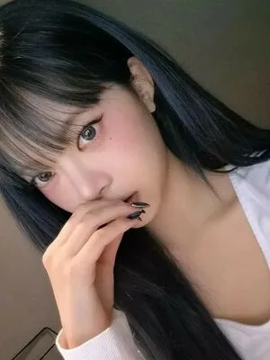 Hong Eunchae OnlyFans Leaked Free Thumbnail Picture - #5BZPEbyiZI