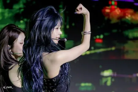 Hong Eunchae OnlyFans Leaked Free Thumbnail Picture - #qW6Y84CeOD