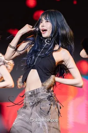 Hong Eunchae OnlyFans Leaked Free Thumbnail Picture - #rMU0U5PWl1