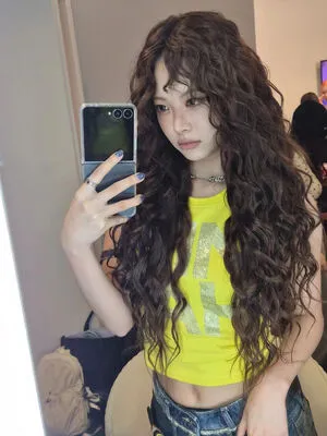 Hong Eunchae OnlyFans Leaked Free Thumbnail Picture - #yMzDrE5yhI