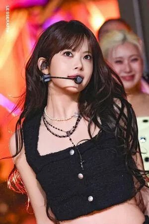 Hong Eunchae Lesserafim OnlyFans Leaked Free Thumbnail Picture - #QGnH288NeL