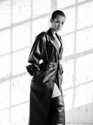 Honnete Bas OnlyFans Leaked Free Thumbnail Picture - #1gjkb1UxEr