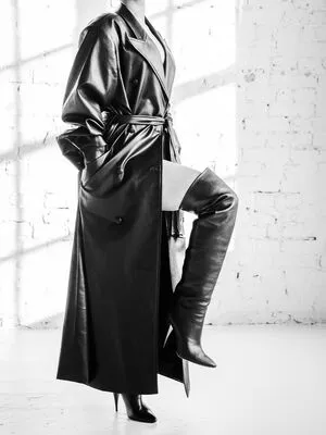 Honnete Bas OnlyFans Leaked Free Thumbnail Picture - #4Ktkev915O