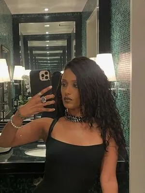 Honnete Bas OnlyFans Leaked Free Thumbnail Picture - #UvjVvM9a11