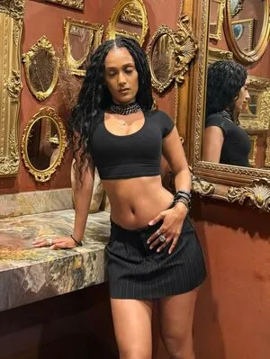 Honnete Bas OnlyFans Leaked Free Thumbnail Picture - #W97V9Fkf4o