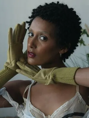 Honnete Bas OnlyFans Leaked Free Thumbnail Picture - #jd0GXYWyKx