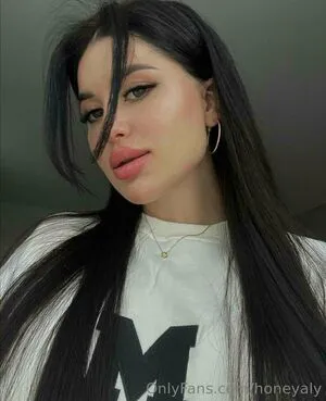 Honney Aly OnlyFans Leaked Free Thumbnail Picture - #0sCdZsShD6