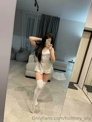 Honney Aly OnlyFans Leaked Free Thumbnail Picture - #EB4r7spKzc