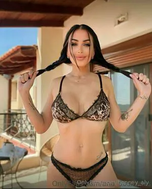 Honney Aly OnlyFans Leaked Free Thumbnail Picture - #MvpW2NZZG8