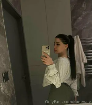 Honney Aly OnlyFans Leaked Free Thumbnail Picture - #Tb05P5PtFu