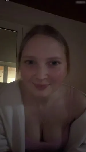Honorata Szmid OnlyFans Leaked Free Thumbnail Picture - #NFThtbbldu