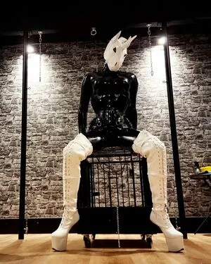 Hooded June OnlyFans Leaked Free Thumbnail Picture - #Eba5q53DoN