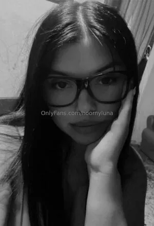 Hoornyluna OnlyFans Leaked Free Thumbnail Picture - #PfNVzt5GKp