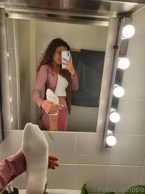 Hope Feet OnlyFans Leaked Free Thumbnail Picture - #9SkxvSWL2h