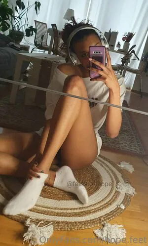 Hope Feet OnlyFans Leaked Free Thumbnail Picture - #TCG65OQWUy