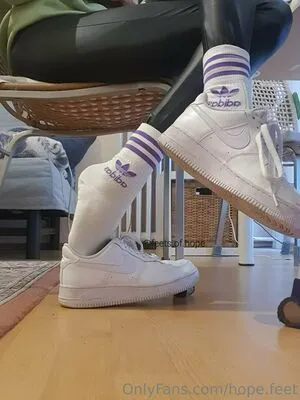 Hope Feet OnlyFans Leaked Free Thumbnail Picture - #TpHGbT7Bxc